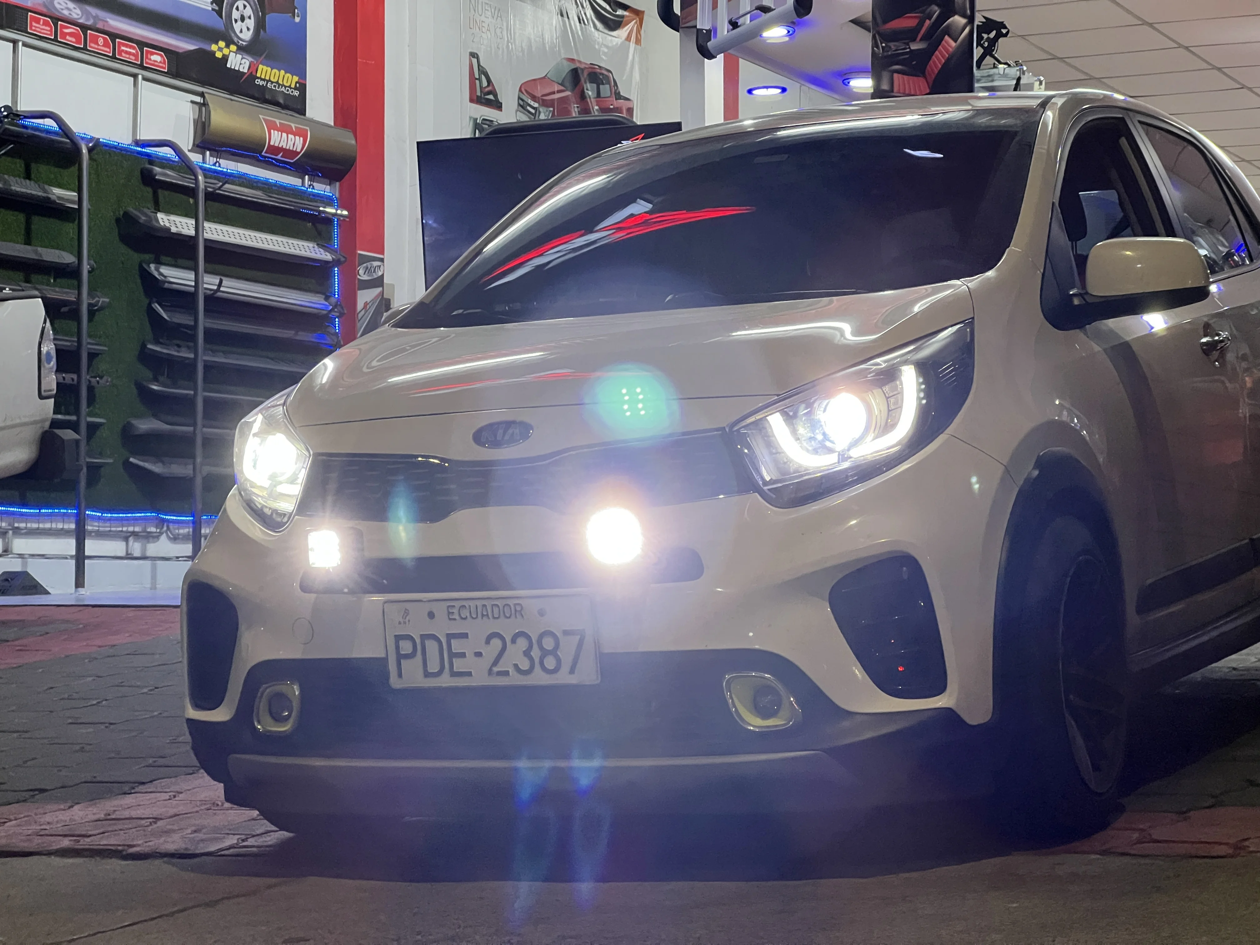 Iluminación para Kia Picanto. Proyecto real Maxmotor 4x4.