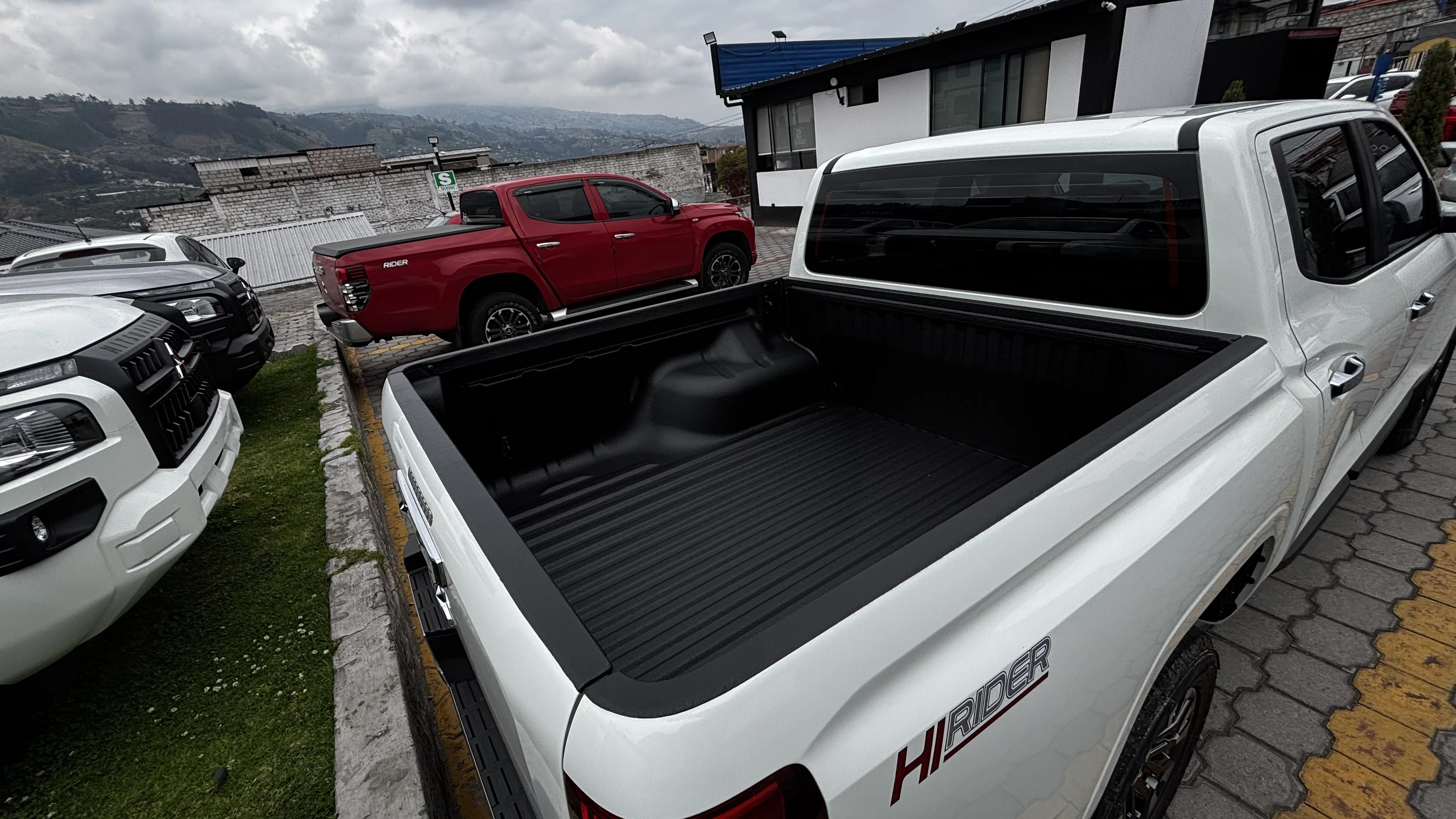 Maxlining para Mitsubishi L200 / Sportero. Proyecto real Maxmotor 4x4.