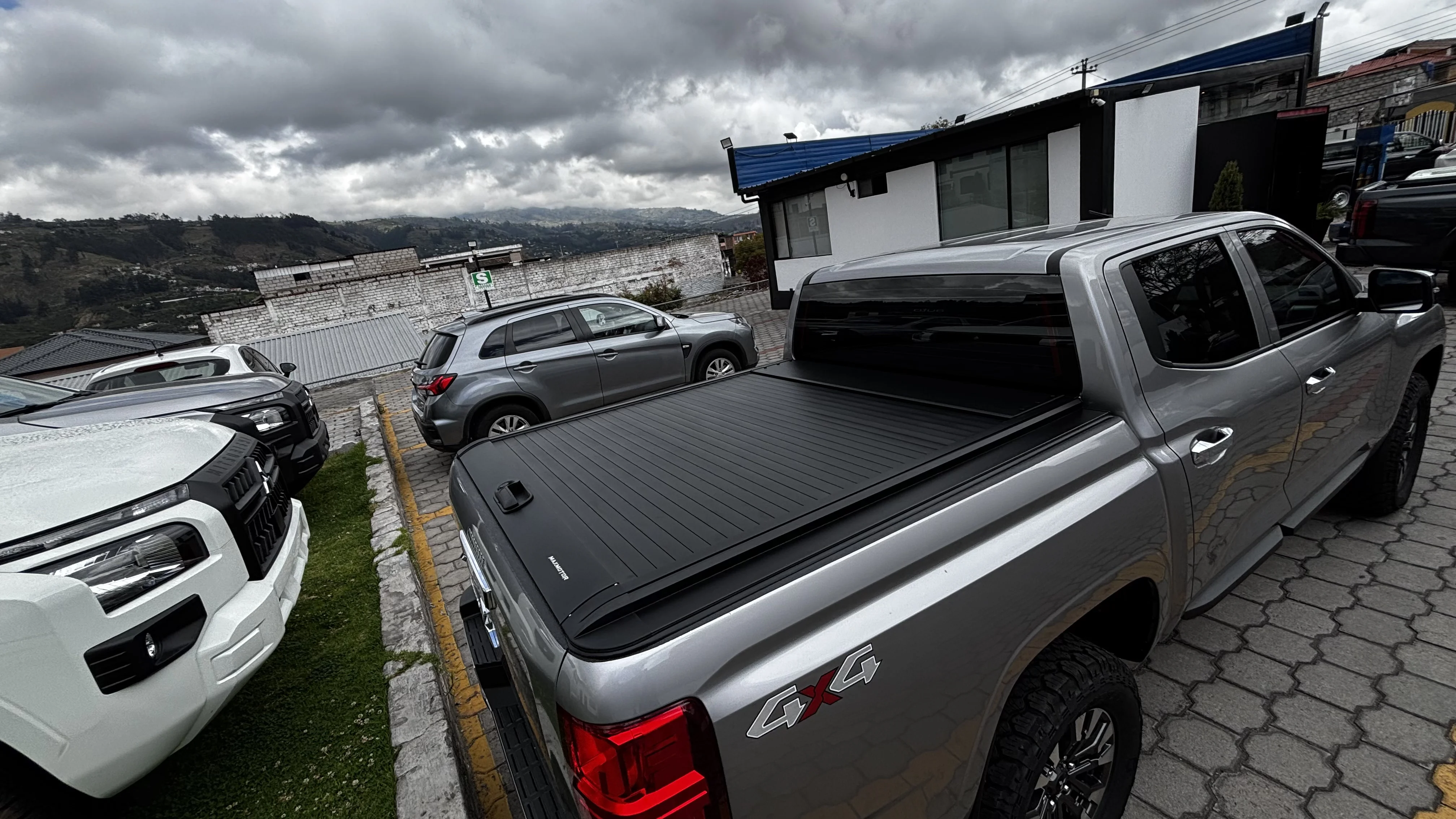 Tapas de balde para Mitsubishi L200 / Sportero. Proyecto real Maxmotor 4x4.