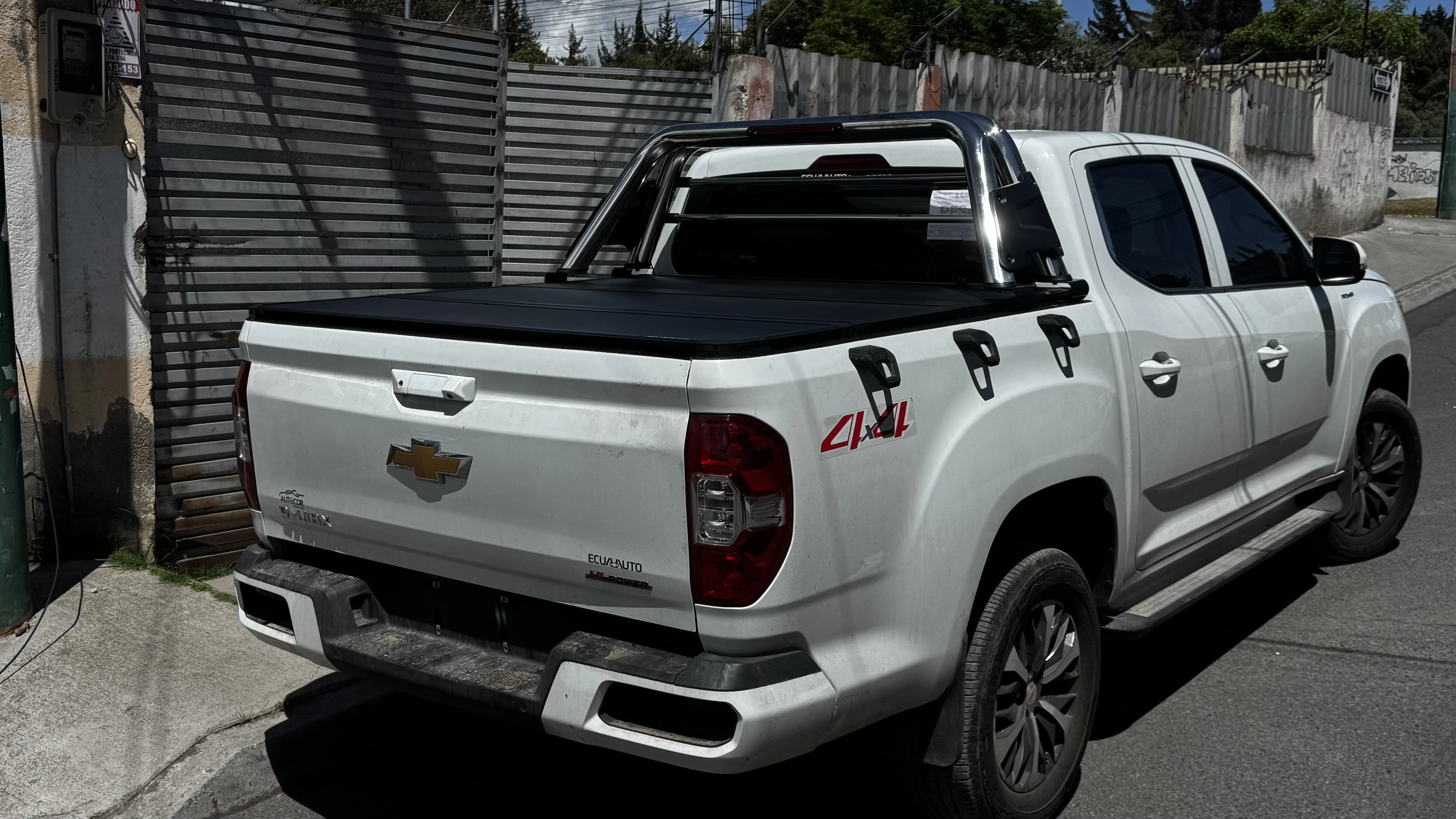 Tapas de balde para Chevrolet D-Max / Maxus T60. Proyecto real Maxmotor 4x4.